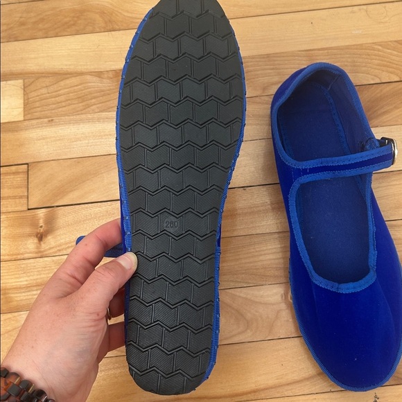 Velvet Mary Janes flats electric blue - Chinese size 260 approx 9.5 US - Picture 3 of 9